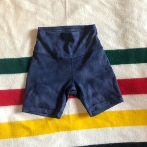 Lululemon Wunder Train High Rise Short 6”